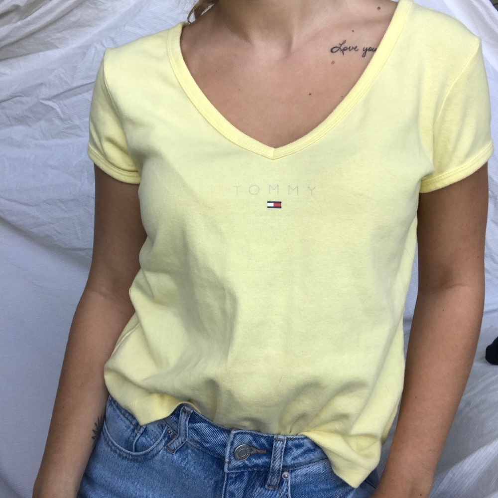 Tommy Hilfiger Logo Tee Short Sleeve Shirt Yellow